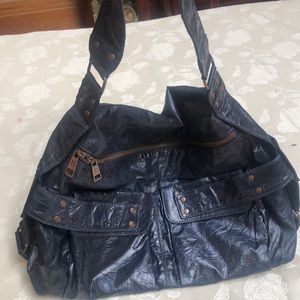Matt & Nat purse in perfect condition